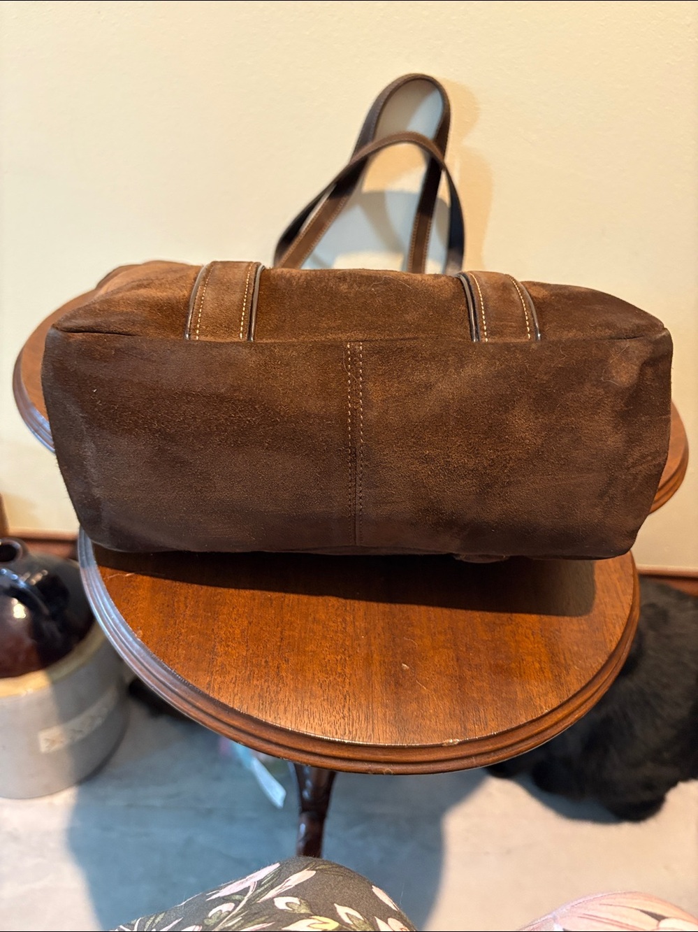 COACH  Vintage Suede shoulder bag  small tote  Brown side pockets/turn locks Y2K - Picture 10 of 17